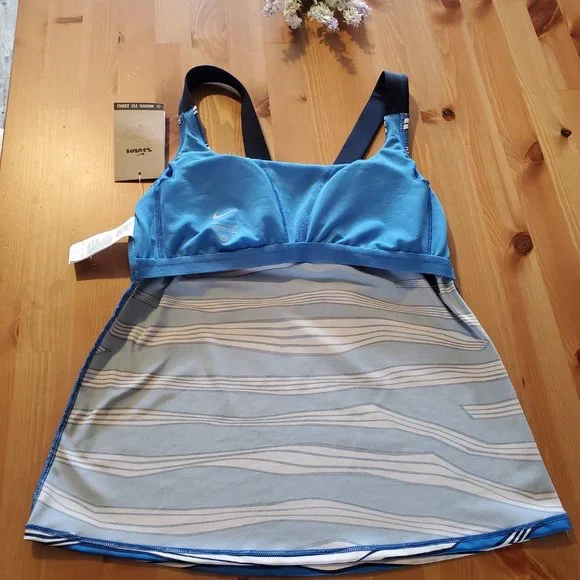Women's Nike Wave-Stripe V-Back Tankini Top  Size S - Picture 10 of 11